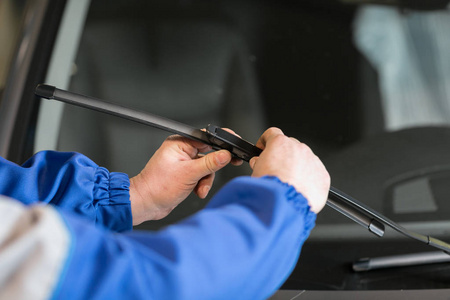 Do You Know How to Activate the Wiper Service Position?