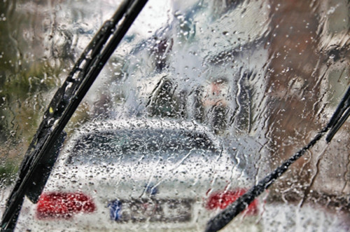 Why the windshield wipers noisy